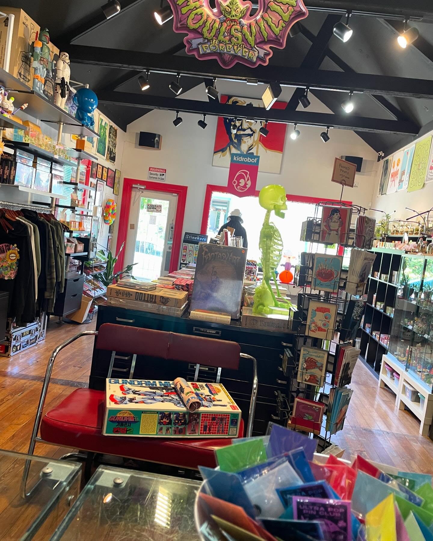 Store Pictures